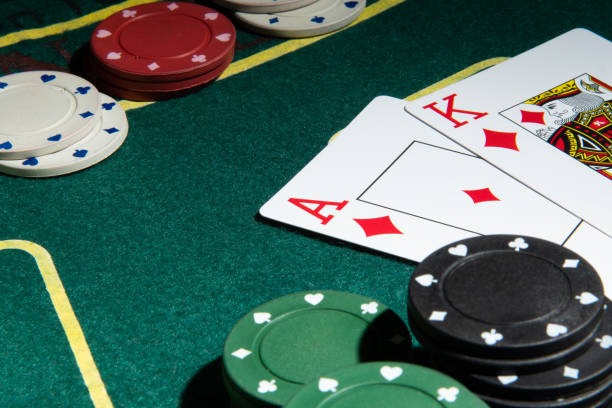 vipslot99 platform interface showing football markets, live-dealer tables, and slot games